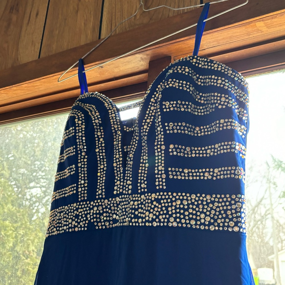 Prom dress / fancy occasion dress